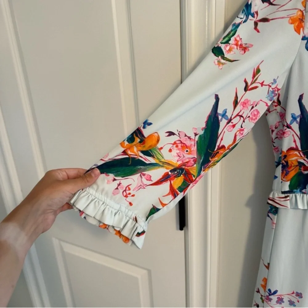 Hunter Bell Light Blue Floral Long Sleeve Maxi Dress 10 - Picture 5 of 6